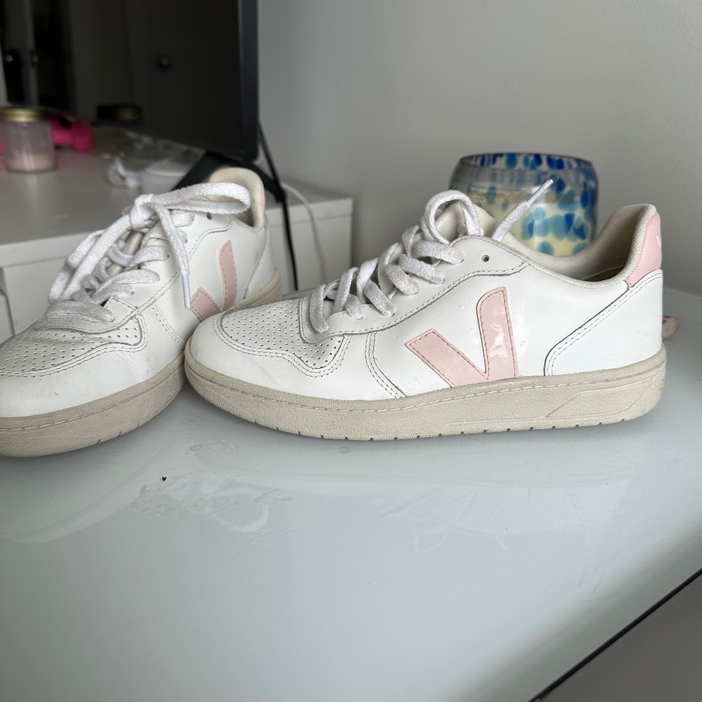 Pink Veja sneakers